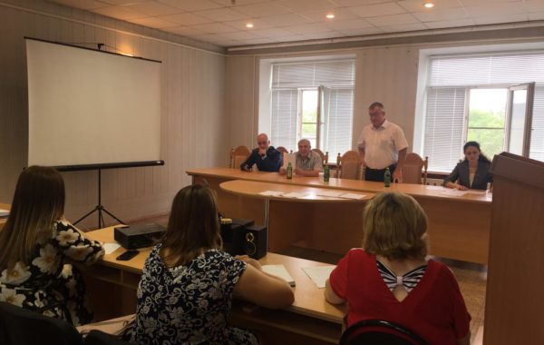 Специалисты филиала ЦЛАТИ по Карачаево-Черкесской Республике проводят обучение слушателей по программам дополнительного профессионального образования.